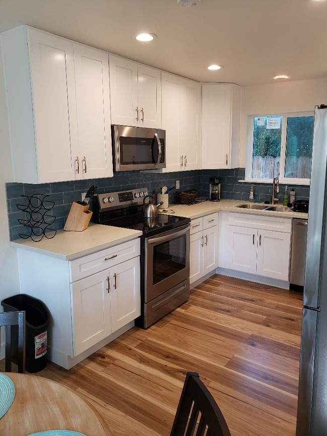 Kitchen - 1152 17th Ave