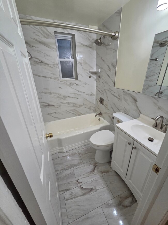 Photo - 625 Houston Ave Unit 1