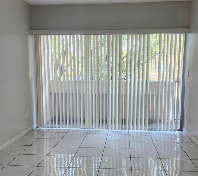 Photo - 488 NE 18th Ave Unit 208