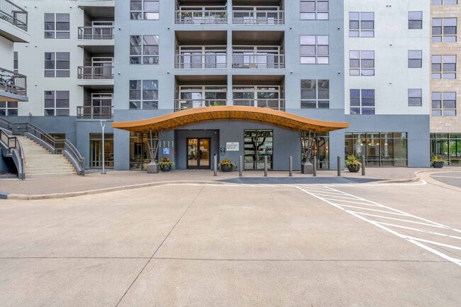 Photo - Aston Post Oak