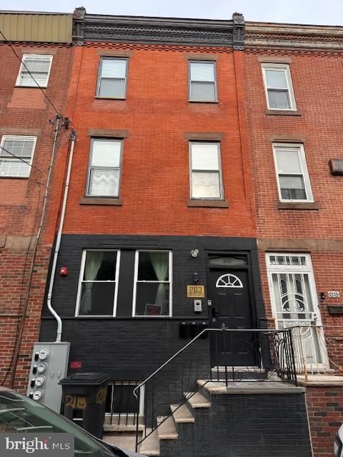 Photo - 2113 S 15th St Apartamento Unidad 3RD FLOOR