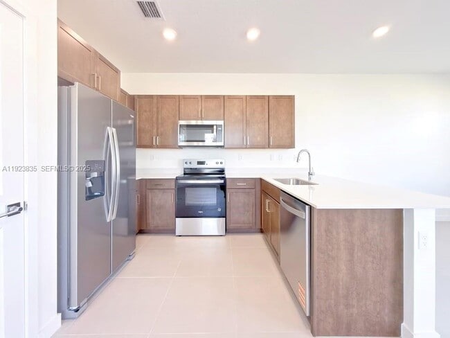 Photo - 196 NE 13th Ave