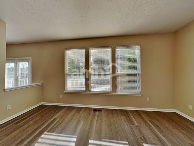 Photo - 11795 Langham Crescent Ct