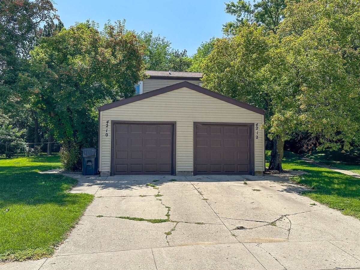 4210-4212 Harris St - 4210-4212 Harris St Unit 4212