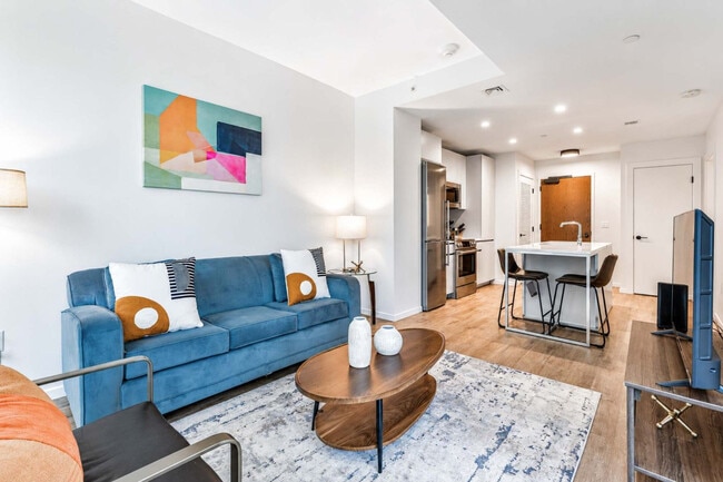 131-149-149 Seaport Blvd Unit SI FL12-ID1583755P