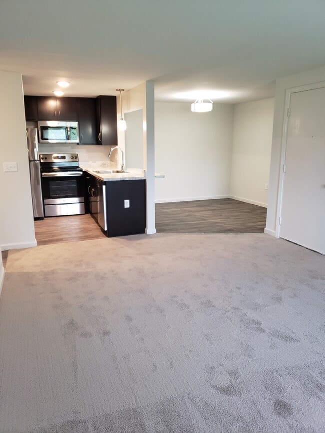 Photo - Garden Woods Apartments