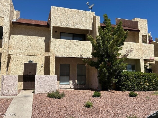 Building Photo - 3937 S Torrey Pines Dr Unit 3937 Rental