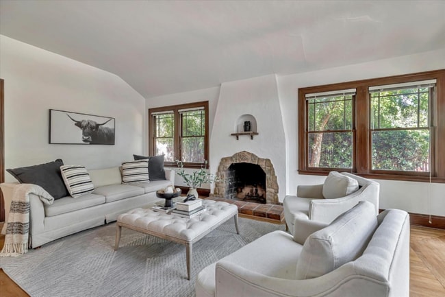 Photo - 47 Fleming Ave