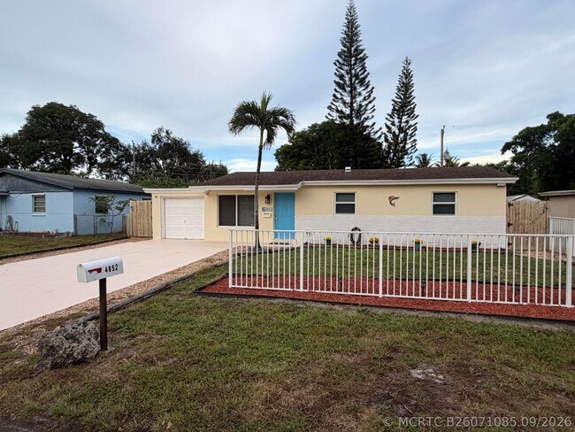 Photo - 4852 SW 44th Terrace