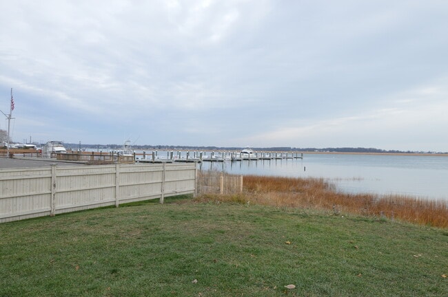 Photo - 1460 Elm St Unit 333