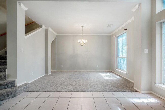 Photo - 4229 Kingsburg Dr