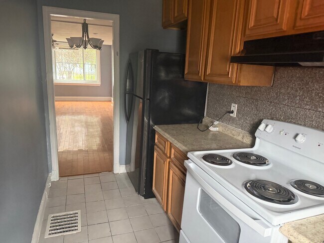 101 Galveston Pl SW Unit 3