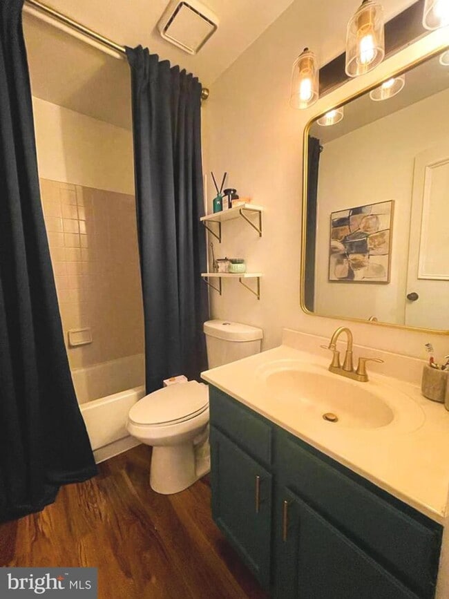 Building Photo - 10204 Crested Iris Dr Rental