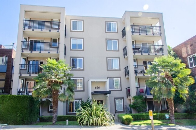 Building Photo - 2Bd/2Ba Seattle Condo Unit 201