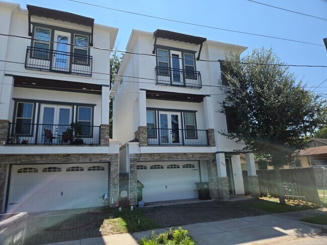 Building Photo - 1516 Amundsen St Rental