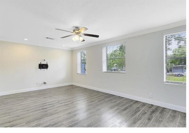 Photo - 2208 Page Ave