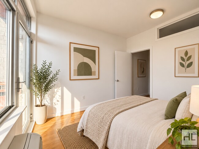 Bushwick 2-Bed 1-Bath With Balcony