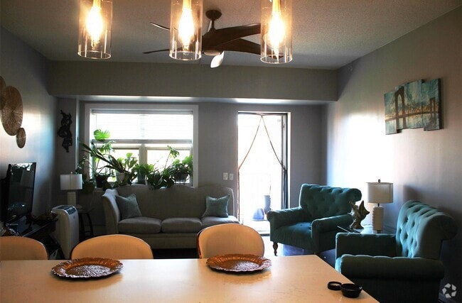 Building Photo - 260 Beach 81st St Rental