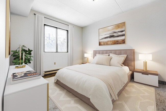 Photo - Davenport Apartments