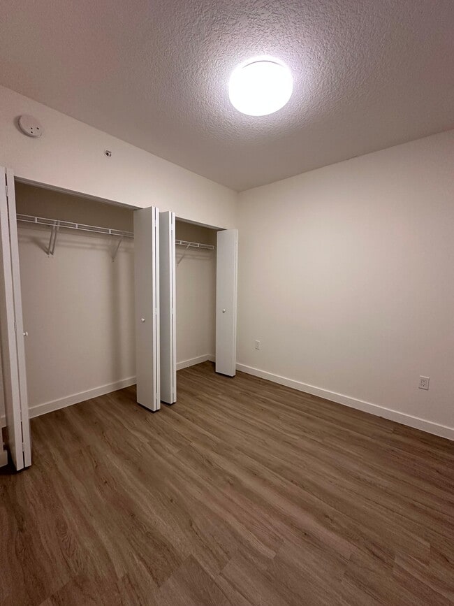 Photo - 520 SW 5th Ave Unit A18