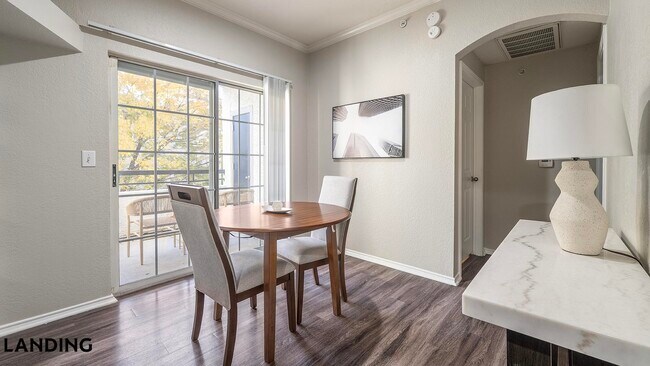 Photo - 3201 Duval Rd Unidad 329