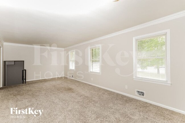 Photo - 7037 Dalmatia Dr