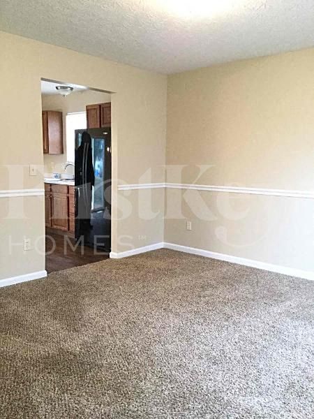 Photo - 8218 Melrose Ln