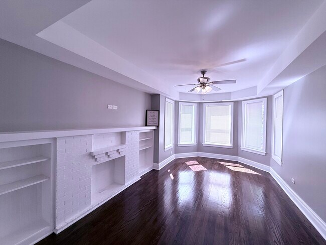 6649 S Drexel Ave Unit 2