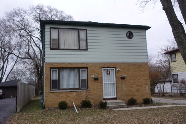 Photo - 5824-26 N 83rd St Townhome
