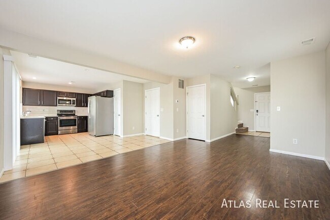 Photo - 5563 N Ensenada St