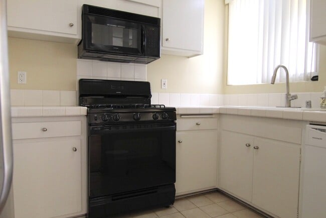 Photo - 1411 Butler Ave Unit 1411