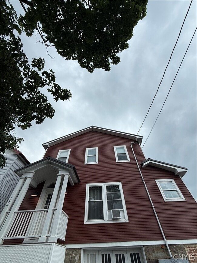Building Photo - 130 W 3rd St