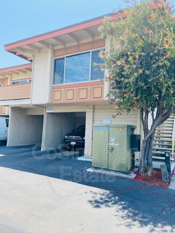 Photo - 6856 Hyde Park Dr Unidad D Rental