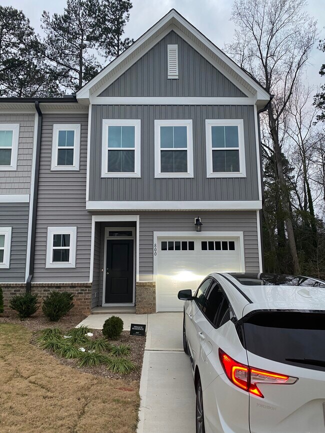 Photo - 800 Star Ridge Dr