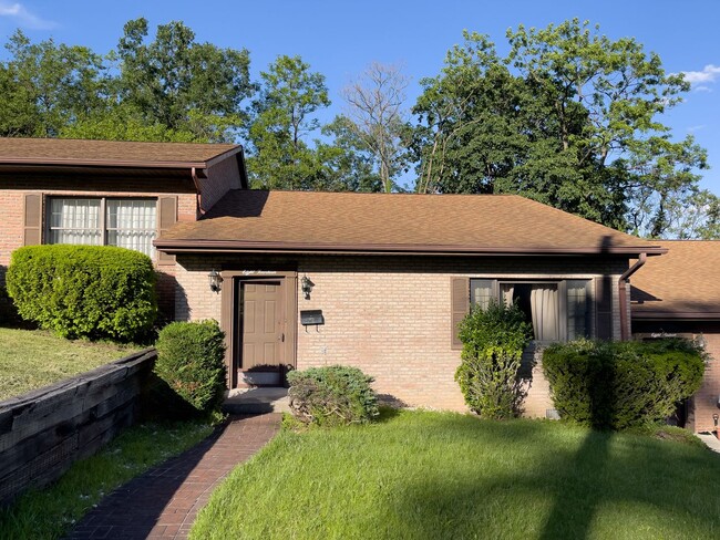MRM Highland - MRM Highland Apartment Unit 814 Highland Ave