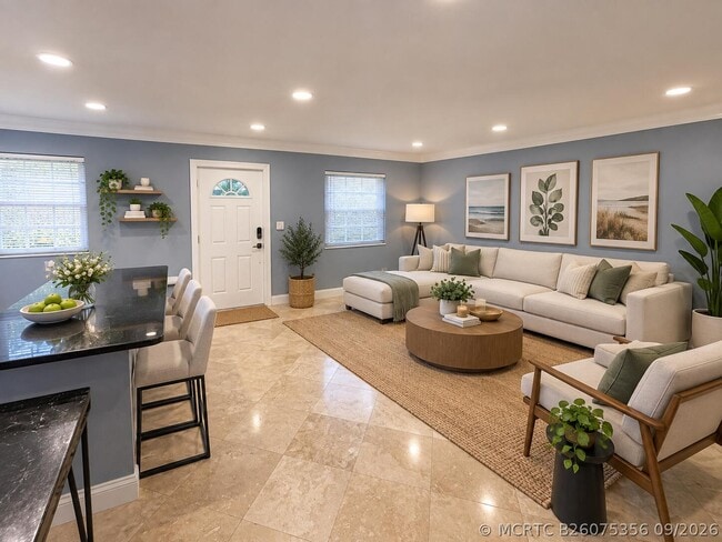 Building Photo - 733 SW 13th Ave Unit 3