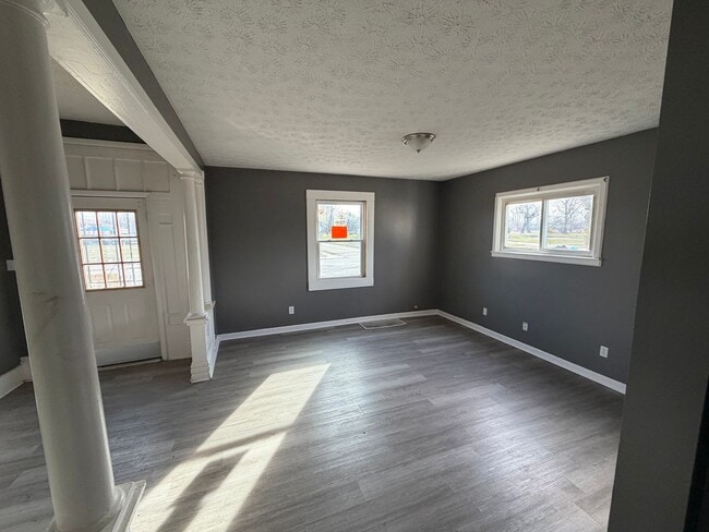 Photo - 316 W 10th St Unit 316 W 10th St  1