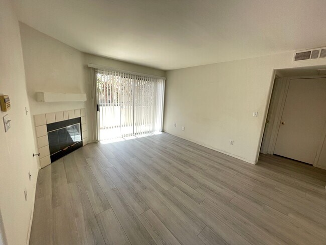 Photo - 5196 Mandalay Springs Dr Unit 204