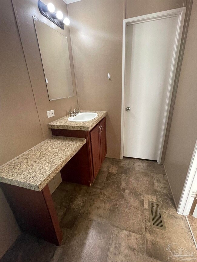 Photo - 9520 Bridlewood Rd