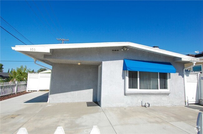 Building Photo - 166 Avenida Miramar Rental