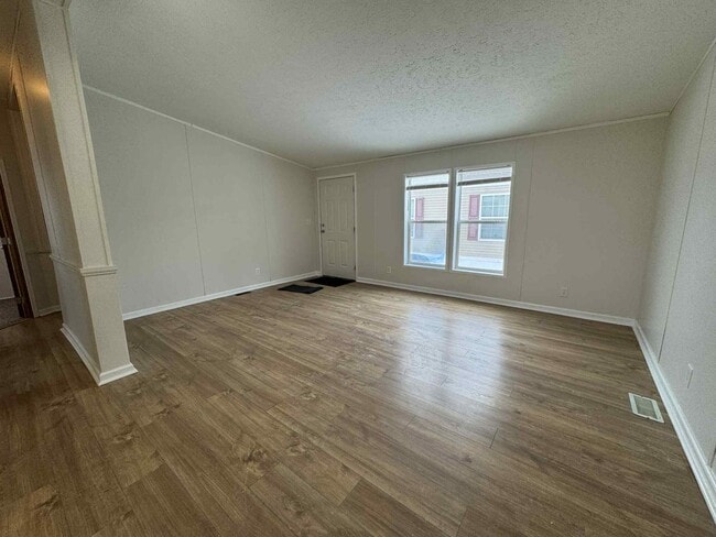 Photo - 2020 Marmoor Dr