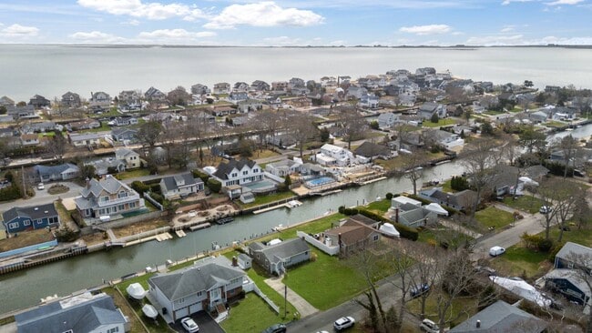 Photo - 7 Whiting Rd