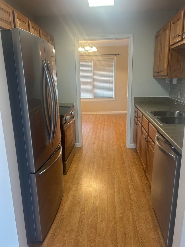 125 Joyce Dr