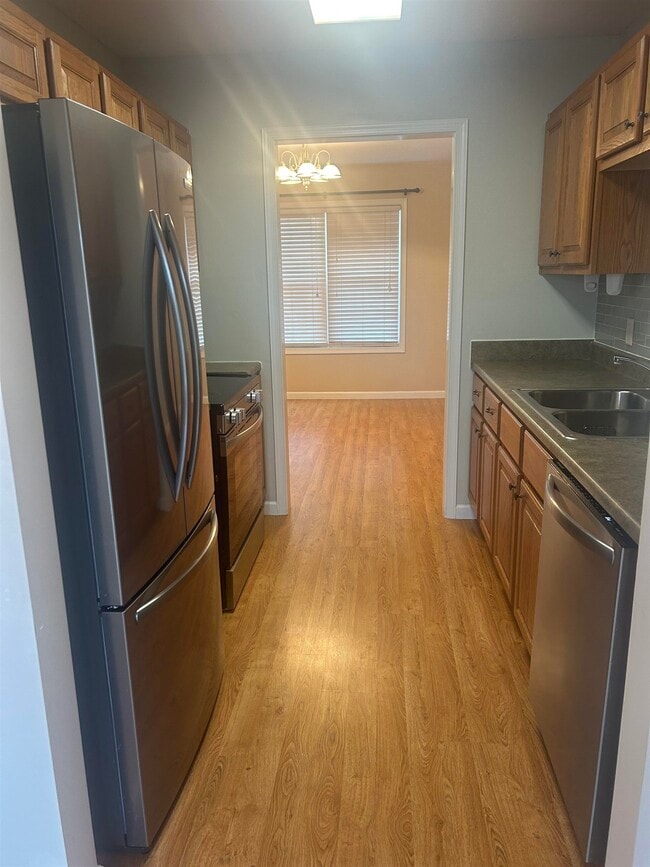 Photo - 125 Joyce Dr