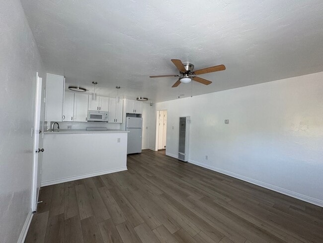 4217-4221 3rd Ave