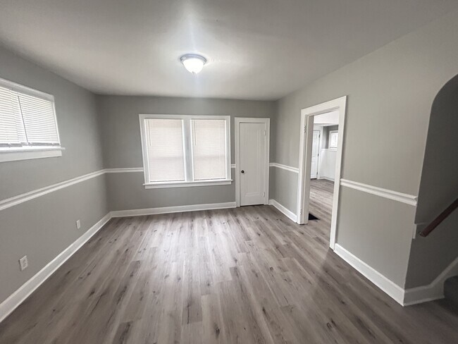 Photo - 1532 Republic Ave