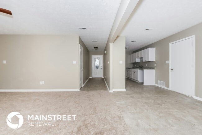 Photo - 70 Woodland Trce