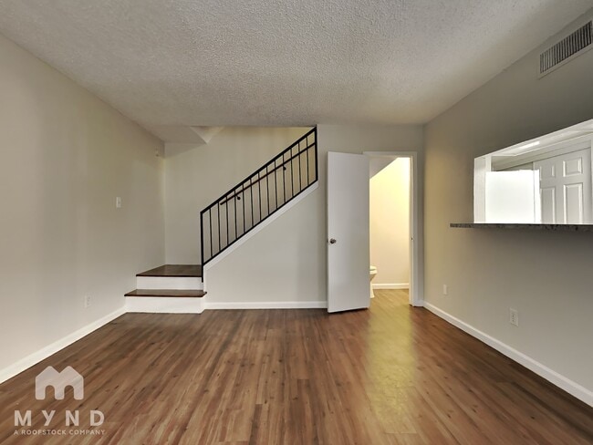 Photo - 5632 Birchmont Dr