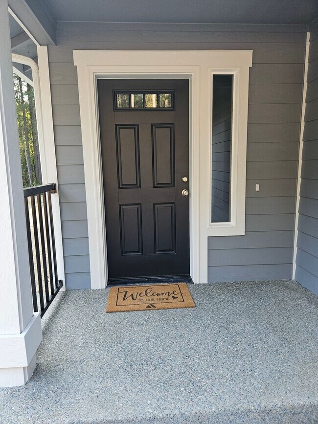 Newly built, clean and cozy home in desira... House Rental in Gig Harbor, WA