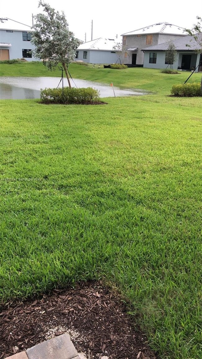 Photo - 3149 Poinciana St